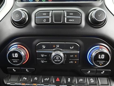 Certified 2021 Chevrolet Silverado 1500 LT Trail Boss w/ Convenience Package II AWD/4WD image 21