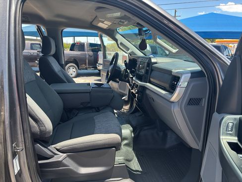 Used 2023 Ford F350 XLT AWD/4WD image 19