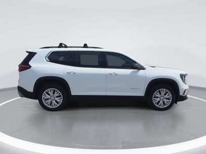 Used 2025 GMC Acadia Elevation w/ Elevation Premium Package