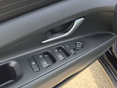New 2026 Hyundai Elantra SE FWD image 16