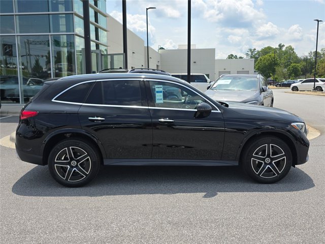 New 2026 Mercedes-Benz GLC 300 4MATIC image 2