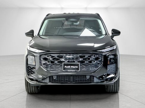 New 2026 Audi Q3 quattro 2.0T AWD/4WD image 8