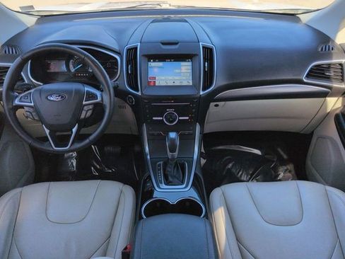 Used 2016 Ford Edge Titanium w/ Technology Package image 15