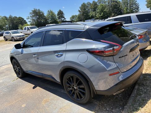 Used 2022 Nissan Murano SV w/ SV Midnight Edition Package AWD/4WD image 6