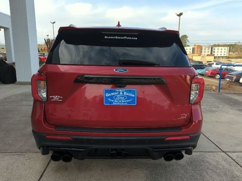 Used 2020 Ford Explorer ST w/ ST Street Pack image 6
