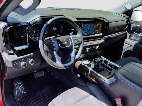 Used 2024 GMC Sierra 1500 Elevation w/ LPO, Elevation Black Package AWD/4WD image 9