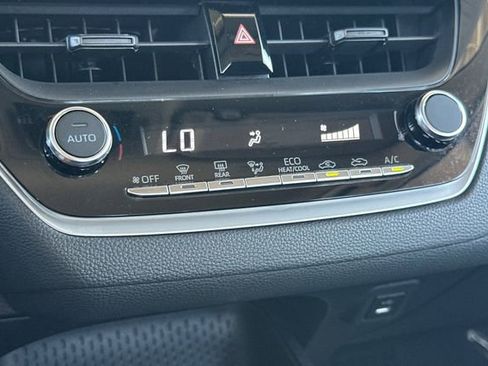 Used 2024 Toyota Corolla LE FWD image 18