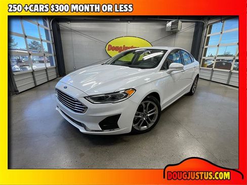 Used 2020 Ford Fusion SEL image 1