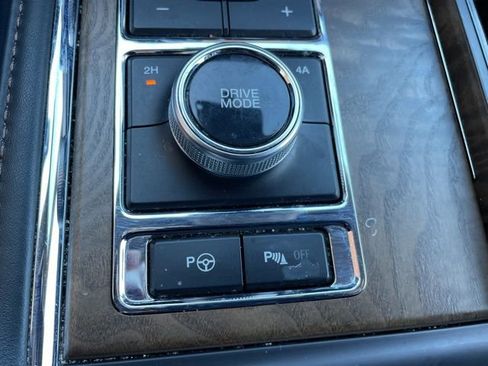 Used 2020 Ford Expedition Platinum image 51