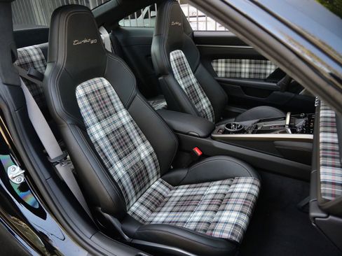 Used 2025 Porsche 911 Turbo AWD/4WD image 28