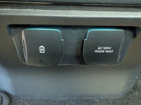 Used 2022 Ford F150 XLT w/ Equipment Group 302A High AWD/4WD image 17