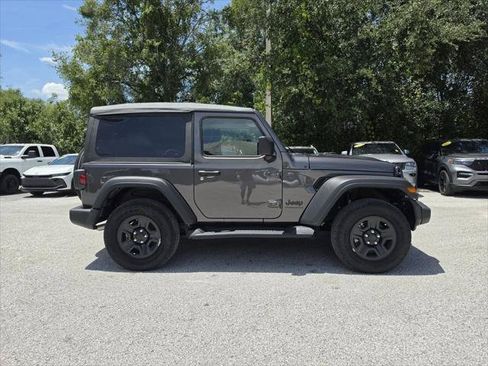 Certified 2025 Jeep Wrangler Sport AWD/4WD image 3