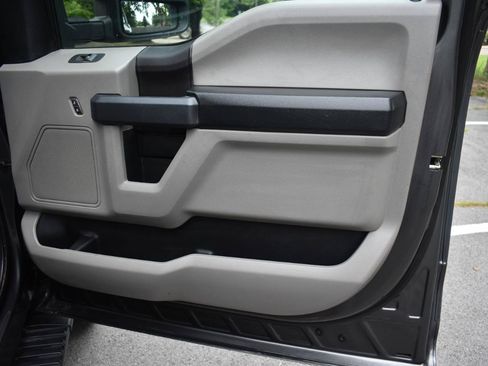 Used 2018 Ford F150 XL w/ Equipment Group 101A Mid AWD/4WD image 23