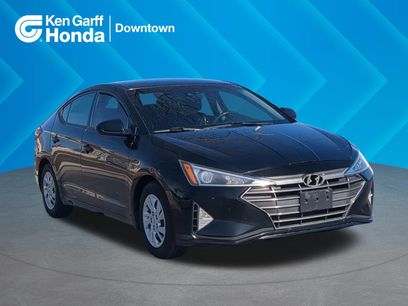 Used 2020 Hyundai Elantra SE w/ Cargo Package (C1)