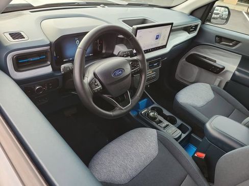 Used 2025 Ford Maverick XLT w/ XLT Luxury Package image 6