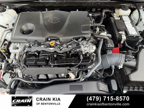 Used 2024 Toyota Camry SE image 32