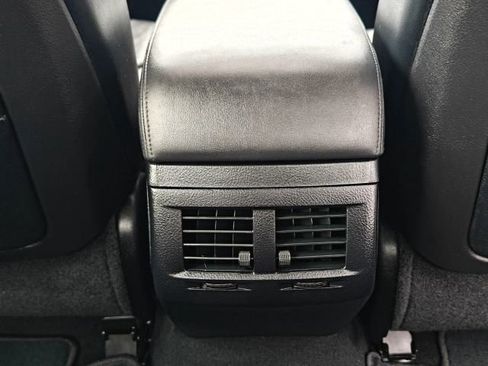 Used 2012 Toyota Avalon FWD image 37