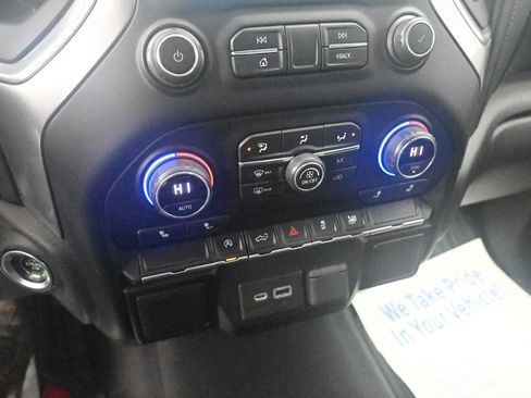 Used 2021 Chevrolet Silverado 1500 LT image 31