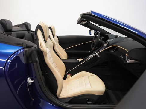 Certified 2025 Ferrari Roma Spider image 25