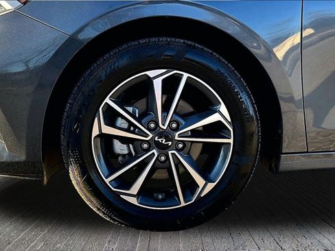 Certified 2024 Kia Forte LXS image 8