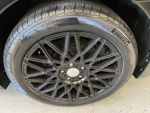 Used 2017 Nissan Maxima SR w/ Midnight Edition image 24