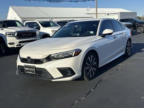 Used 2022 Honda Civic EX image 4