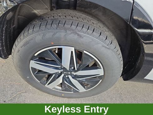 Used 2021 Kia Sorento EX AWD/4WD image 7