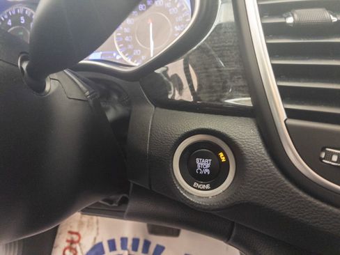 Used 2015 Chrysler 200 C w/ Premium Lighting Group image 16