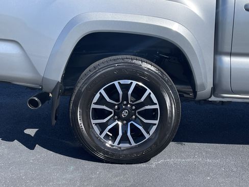 Used 2023 Toyota Tacoma TRD Sport image 34