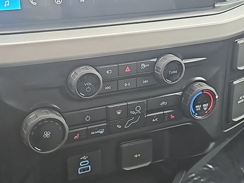 New 2026 Ford F350 XLT w/ XLT Premium Package AWD/4WD image 27