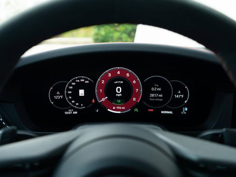 Used 2025 Porsche 911 Carrera 4 GTS image 9