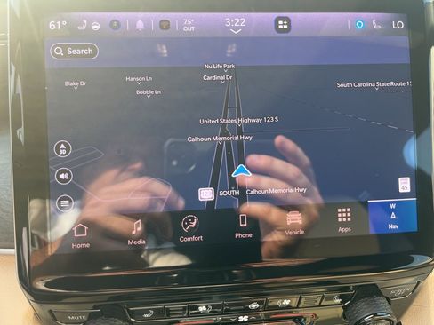 New 2025 Jeep Grand Cherokee Limited w/ Luxury Tech Group II image 43