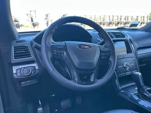 Used 2019 Ford Explorer Sport AWD/4WD image 15