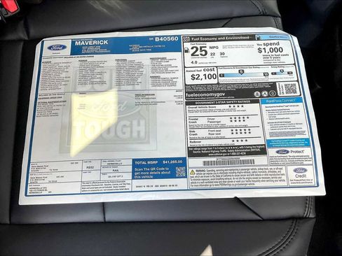 New 2025 Ford Maverick Lariat w/ Black Appearance Package image 20