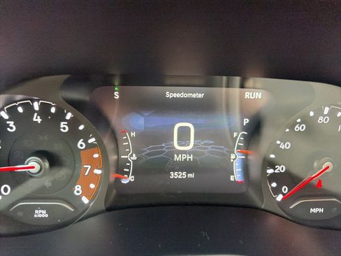 Certified 2024 Jeep Compass Limited w/ Sun and Sound Group image 10