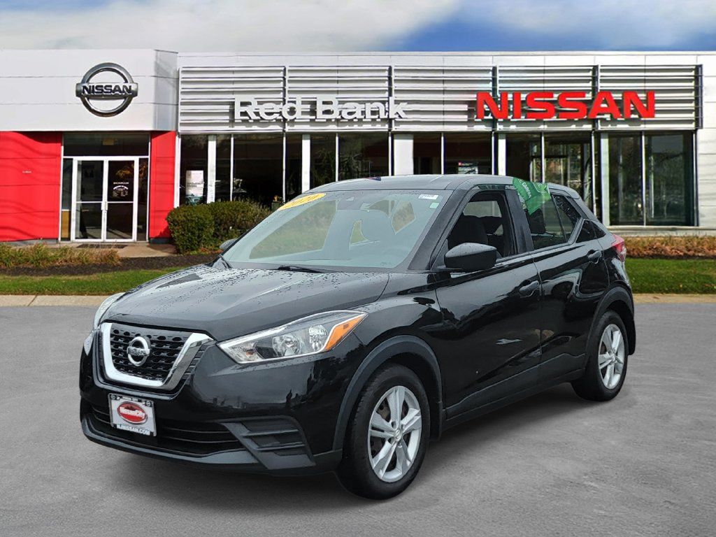 Used 2020 Nissan Kicks S FWD image 4