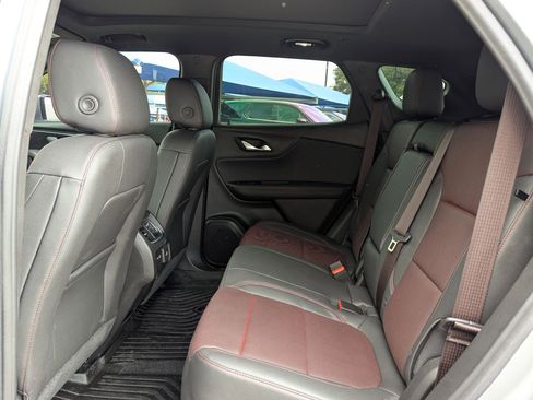 Used 2025 Chevrolet Blazer RS w/ Enhanced Convenience Package image 15