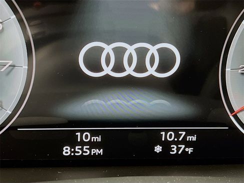 New 2026 Audi Q8 Premium Plus image 13