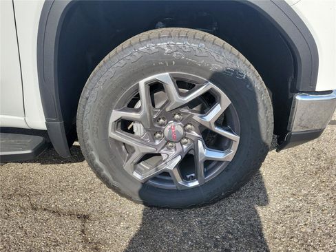 New 2026 GMC Sierra 1500 SLT w/ SLT Premium Plus Package image 5