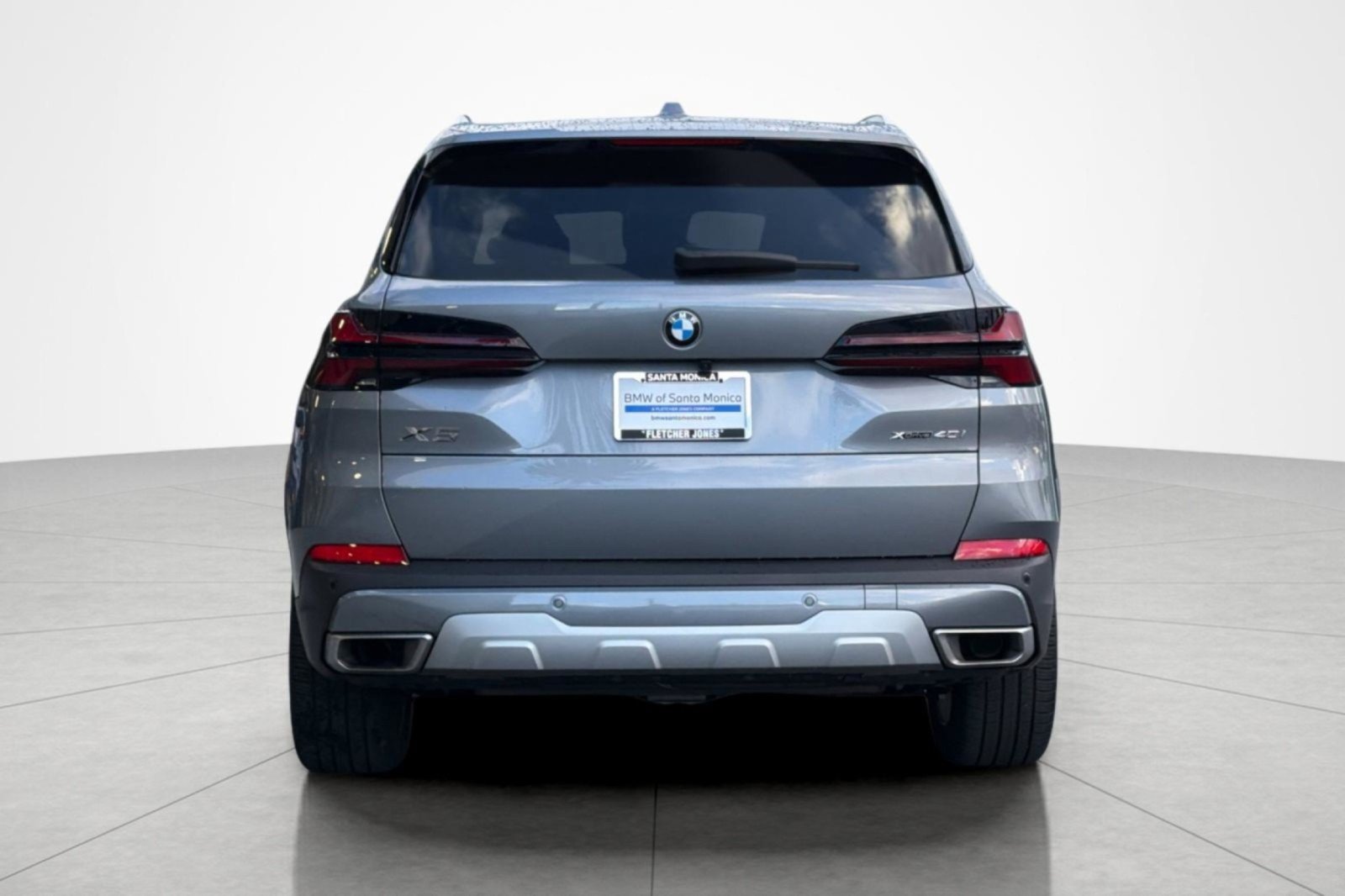 Used 2025 BMW X5 xDrive40i AWD/4WD image 4
