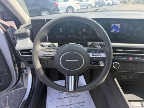 Used 2025 Hyundai Sonata SEL FWD image 18