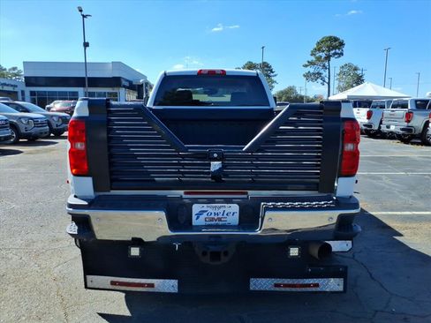 Used 2017 GMC Sierra 3500 SLT w/ Duramax Plus Package image 4