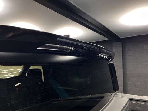 Used 2022 Rivian R1T Adventure image 26