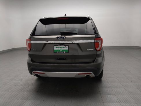 Used 2016 Ford Explorer XLT w/ Equipment Group 202A image 7