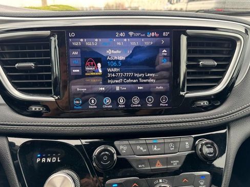 Used 2019 Chrysler Pacifica Limited w/ Advanced Safetytec Group image 20