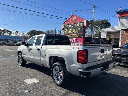 Used 2017 Chevrolet Silverado 1500 Custom w/ Custom Convenience Package image 7