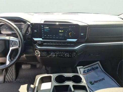 Used 2024 Chevrolet Silverado 1500 RST AWD/4WD image 13
