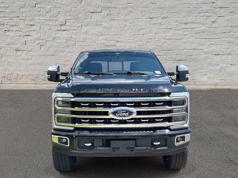 Used 2024 Ford F350 Platinum w/ Tremor Off-Road Package AWD/4WD image 7
