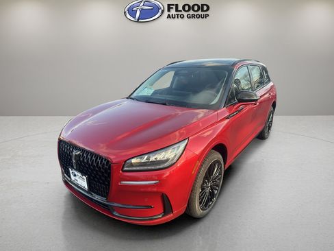 New 2026 Lincoln Corsair Premiere image 3