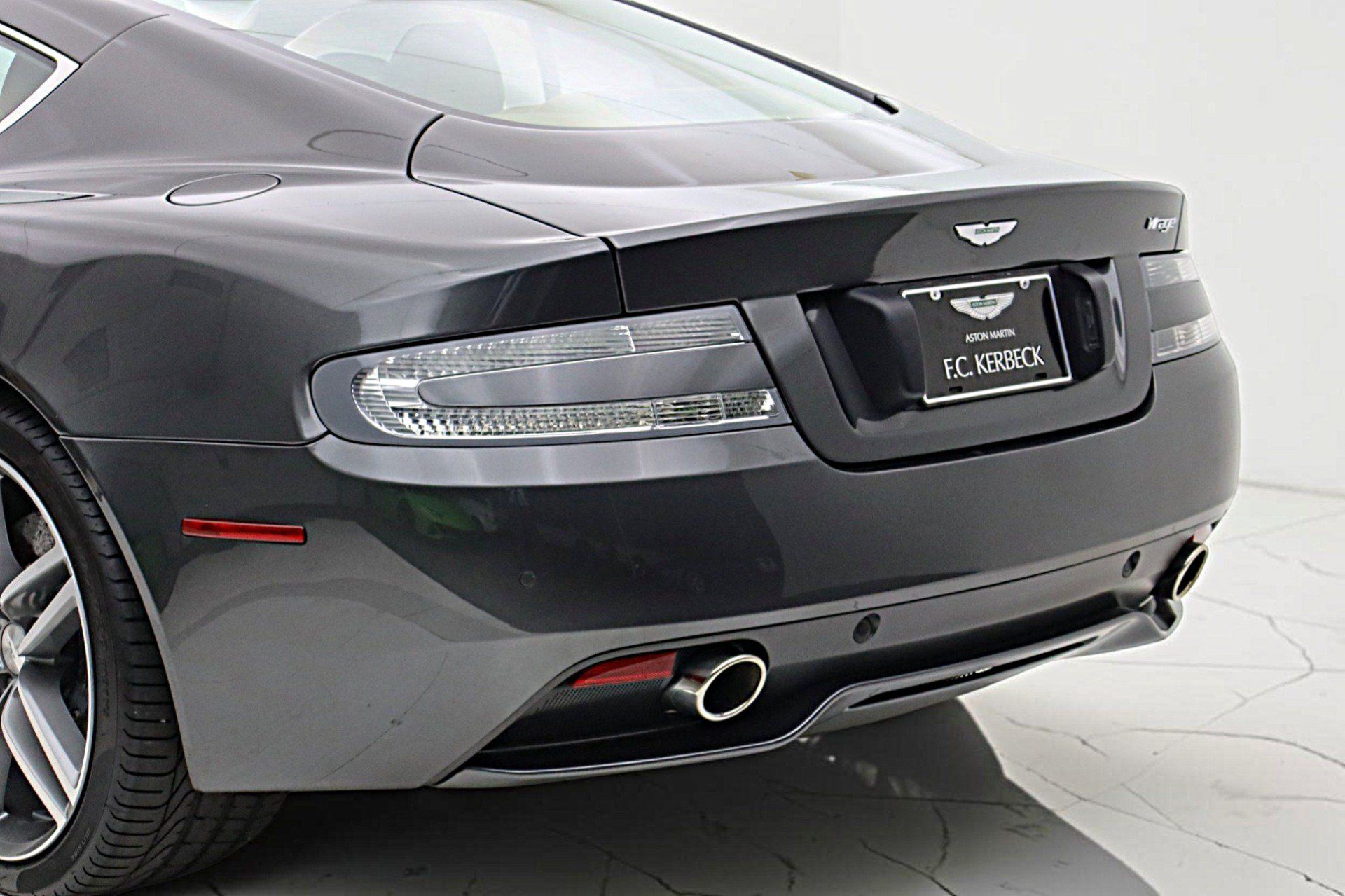Used 2012 Aston Martin Virage Coupe RWD image 9